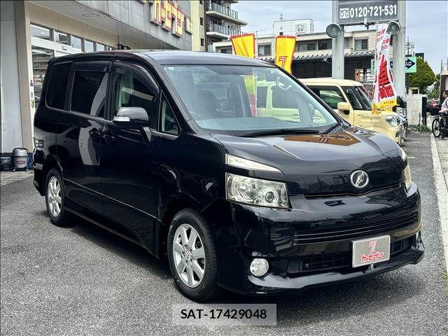 Toyota VOXY 2007-11 7226841-9
