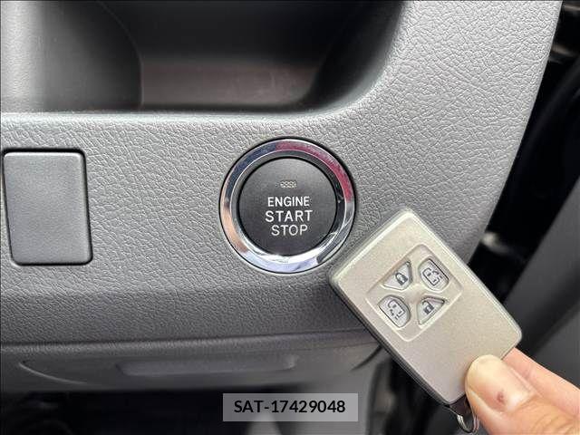 Toyota VOXY 2007-11 7226841-26