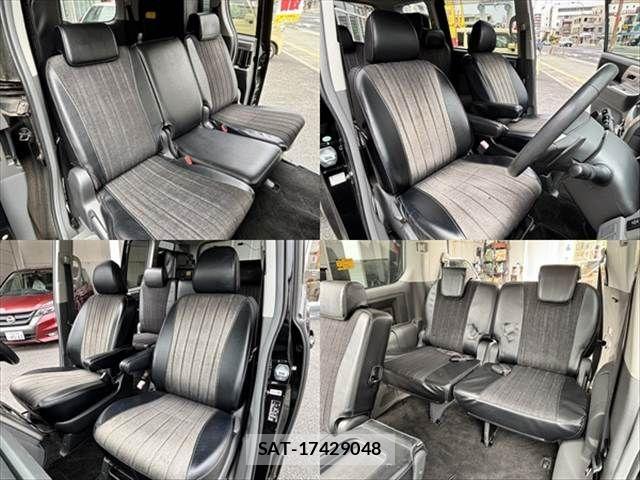Toyota VOXY 2007-11 7226841-3