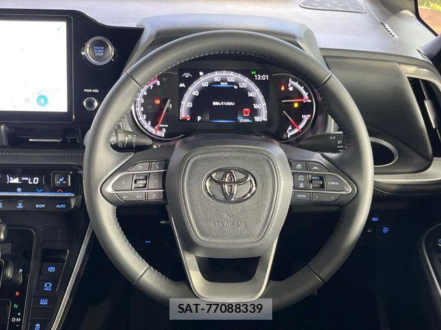 Toyota VOXY 2023-07 7226982-10