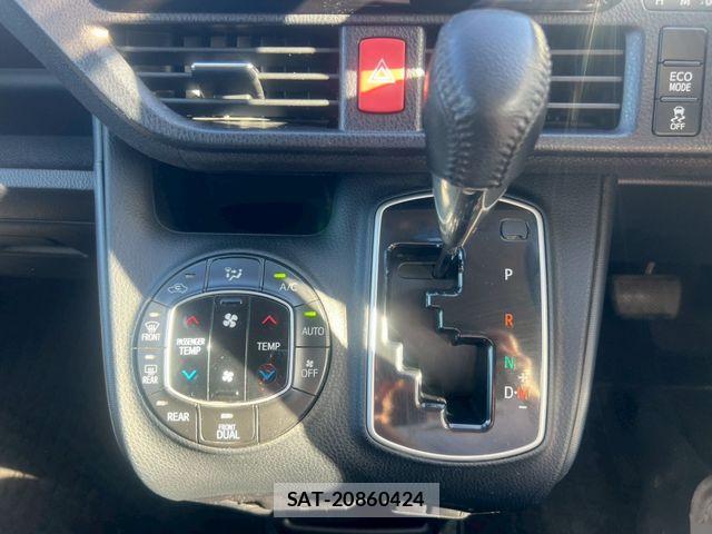 Toyota VOXY 2014-04 7226880-25
