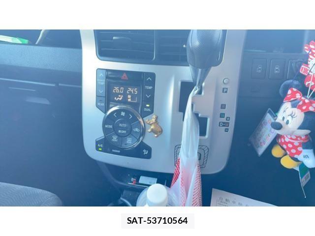 Toyota VOXY 2011-03 7252807-13