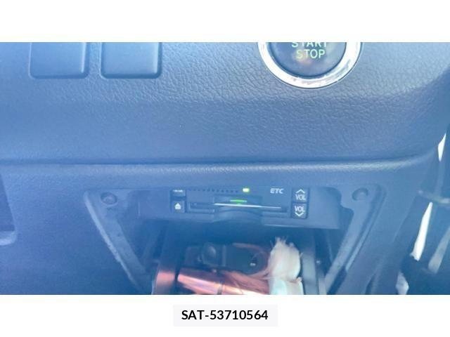 Toyota VOXY 2011-03 7252807-14