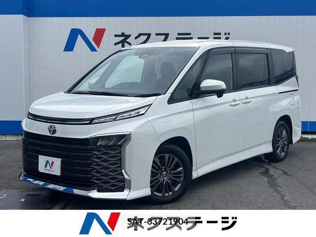 Toyota VOXY 2024-10 7252774-0