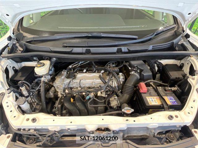 Toyota VOXY 2011-07 7252803-18