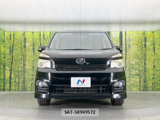 Toyota VOXY 2010-09 7250317-14