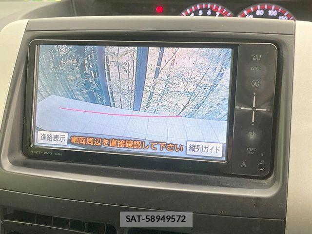 Toyota VOXY 2010-09 7250317-4