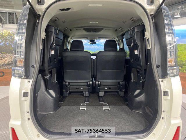 Toyota VOXY 2016-01 7252790-10