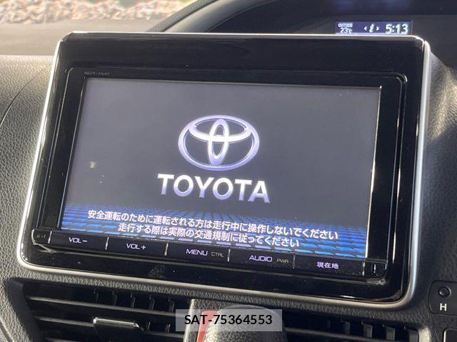 Toyota VOXY 2016-01 7252790-3