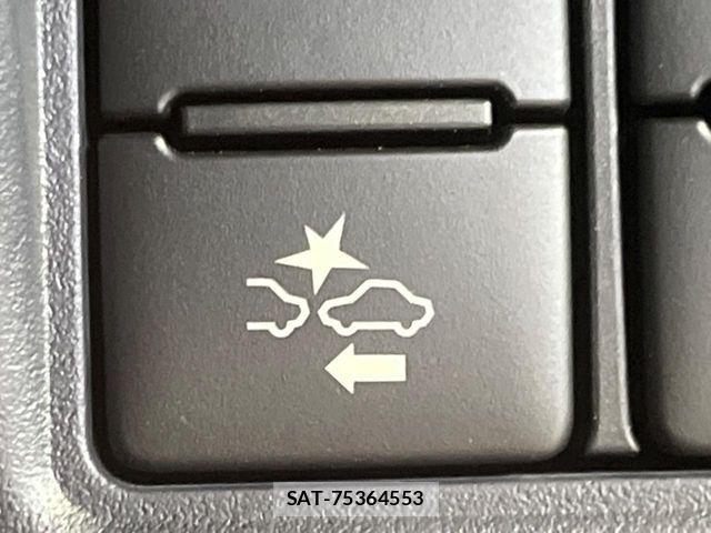 Toyota VOXY 2016-01 7252790-5