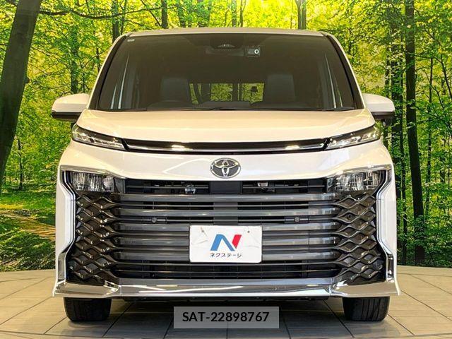 Toyota VOXY 2022-07 7252776-14