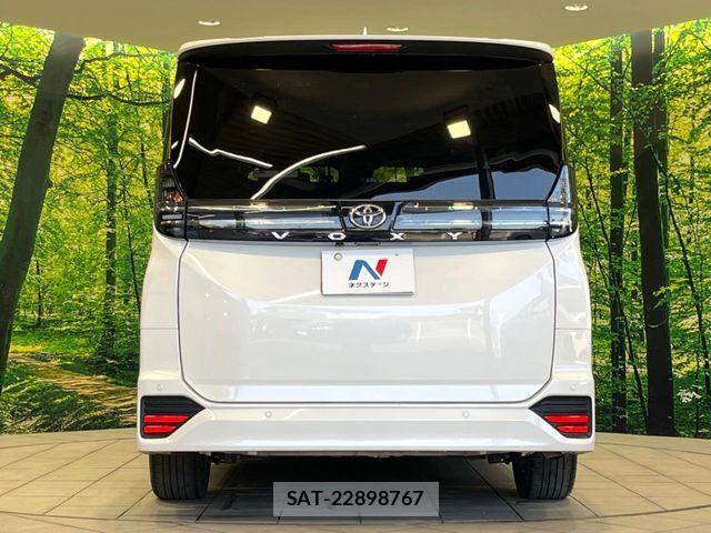 Toyota VOXY 2022-07 7252776-15