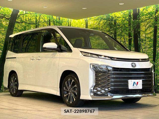 Toyota VOXY 2022-07 7252776-16