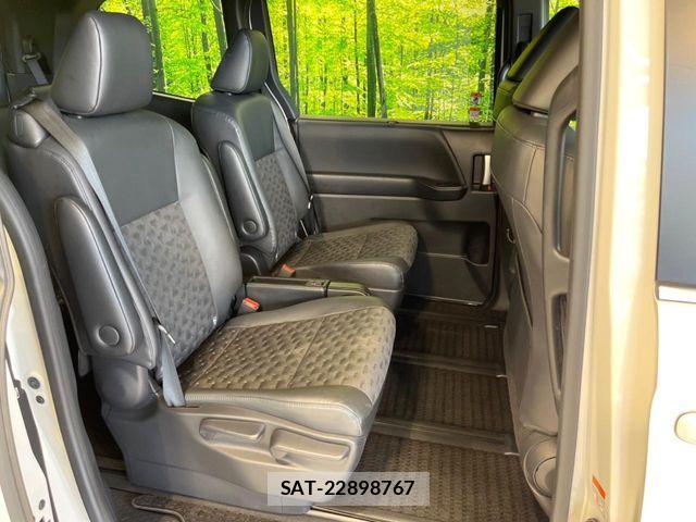 Toyota VOXY 2022-07 7252776-8