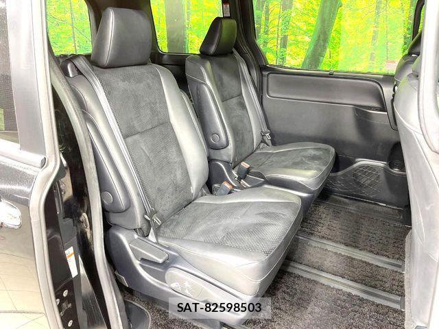 Toyota VOXY 2021-04 7250700-9