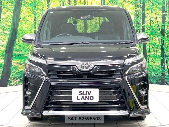 Toyota VOXY 2021-04 7250700-15