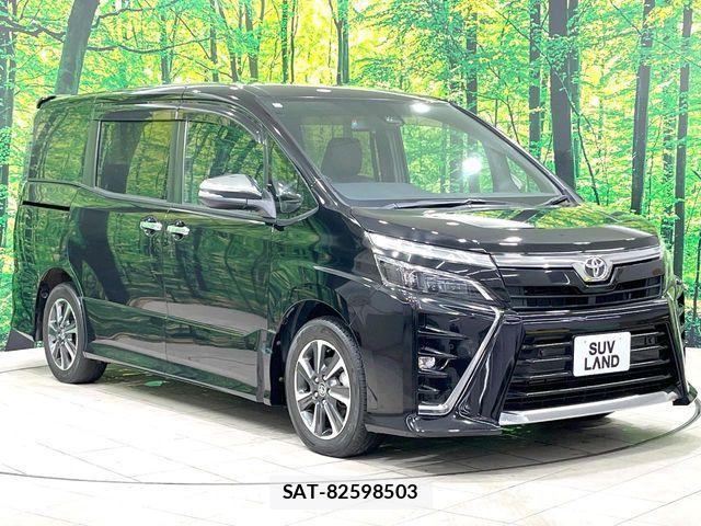 Toyota VOXY 2021-04 7250700-17