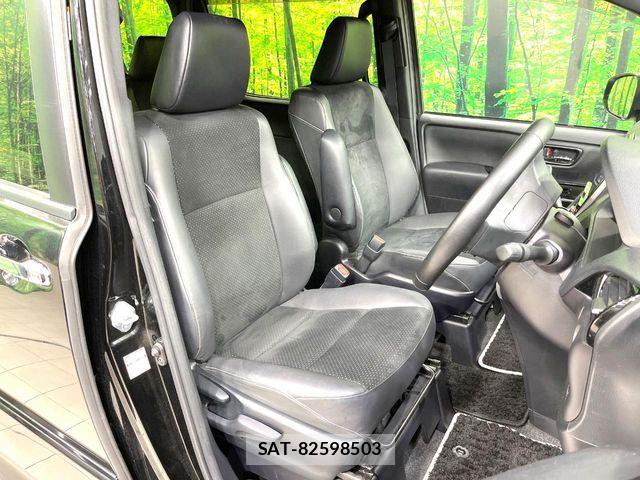 Toyota VOXY 2021-04 7250700-8