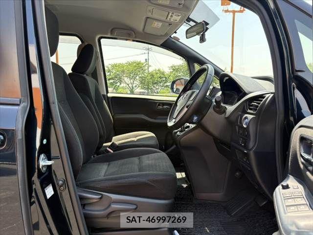 Toyota VOXY 2015-06 7252800-15