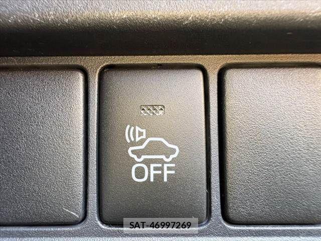 Toyota VOXY 2015-06 7252800-23