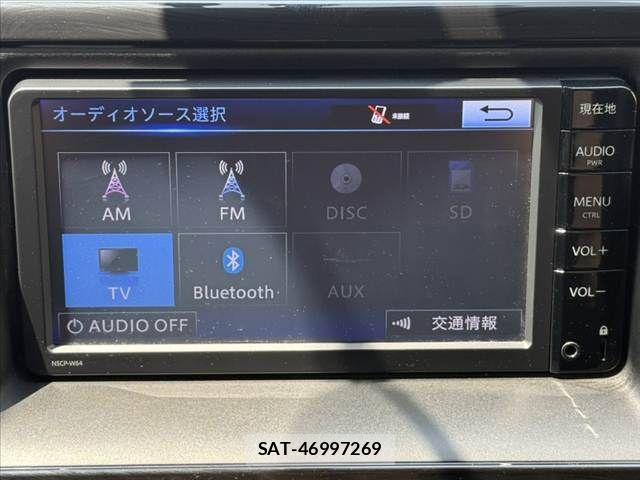 Toyota VOXY 2015-06 7252800-3