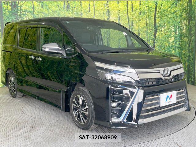 Toyota VOXY 2018-06 7252784-16