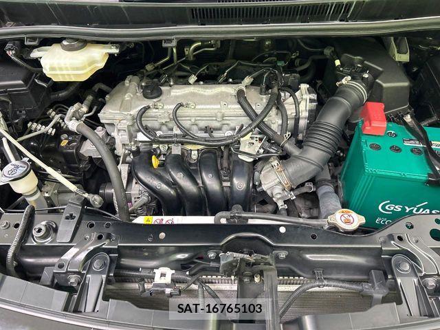 Toyota VOXY 2018-08 7252782-18