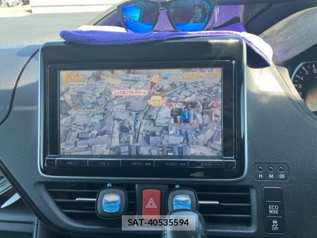 Toyota VOXY 2014-08 7252802-20