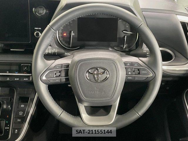 Toyota VOXY 2024-11 7252769-11
