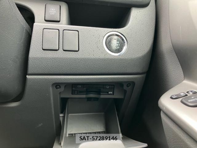 Toyota VOXY 2009-07 7252805-16