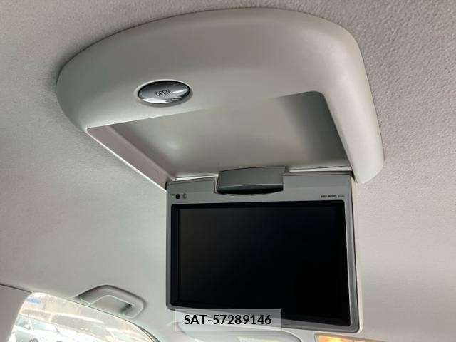 Toyota VOXY 2009-07 7252805-24