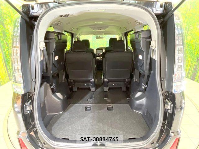 Toyota VOXY 2014-06 7252795-10