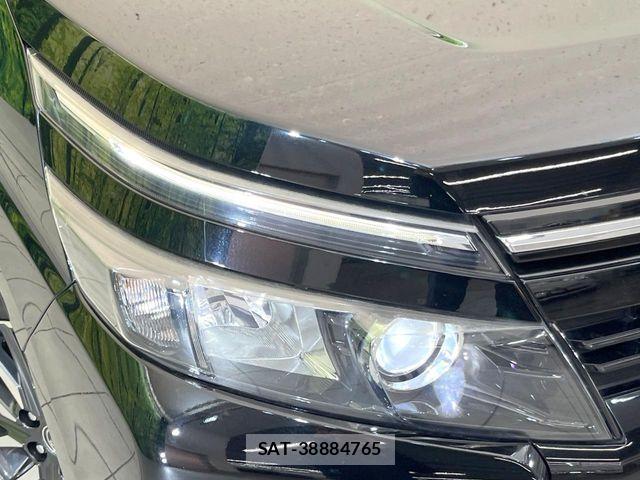 Toyota VOXY 2014-06 7252795-12