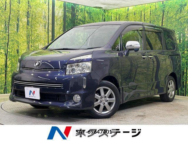 Toyota VOXY 2009-11 7252804-0