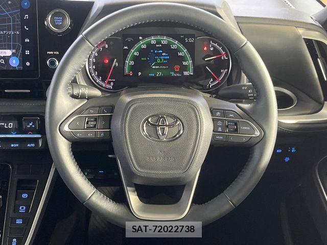 Toyota VOXY 2023-06 7252768-11