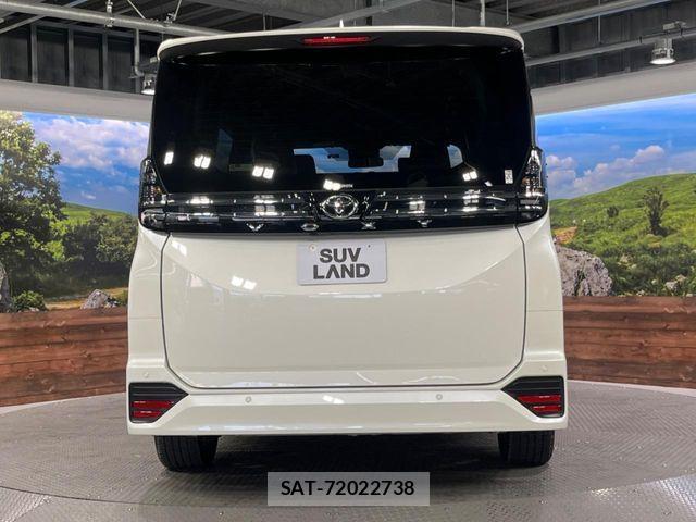 Toyota VOXY 2023-06 7252768-15
