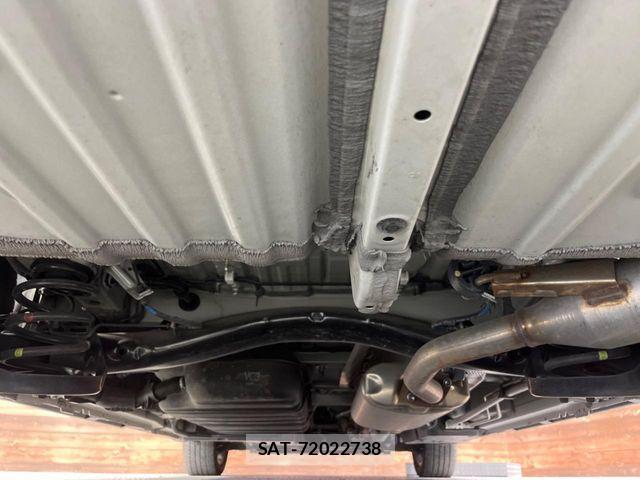 Toyota VOXY 2023-06 7252768-18