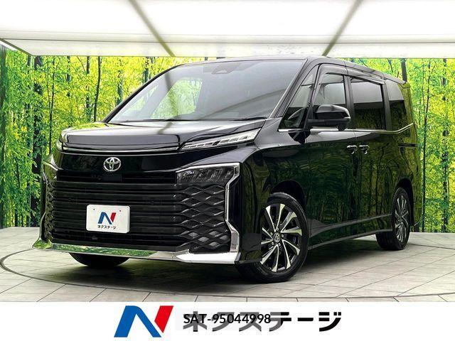 Toyota VOXY 2023-07 7252763-0