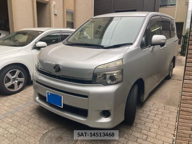 Toyota VOXY 2013-01 7252808-0