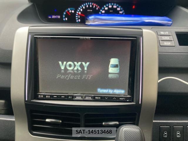 Toyota VOXY 2013-01 7252808-15