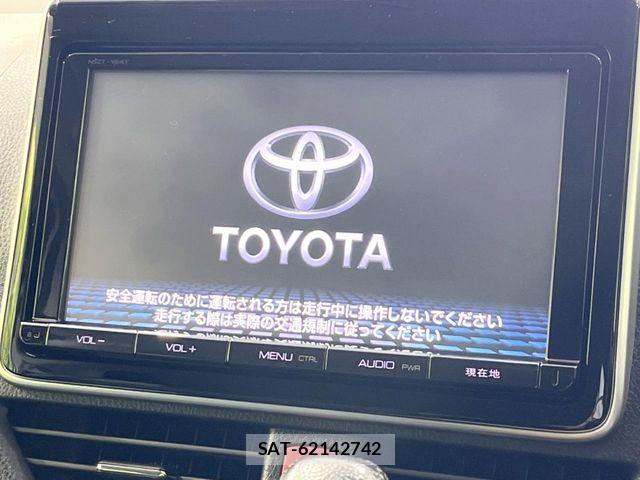 Toyota VOXY 2016-06 7252787-2