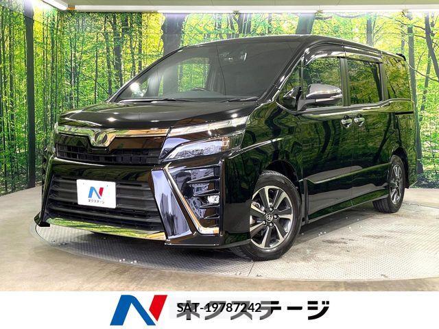 Toyota VOXY 2018-04 7252780-0