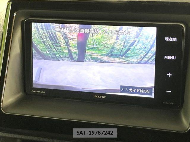 Toyota VOXY 2018-04 7252780-3