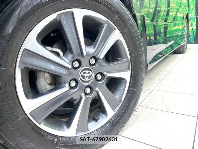 Toyota VOXY 2019-03 7252777-14