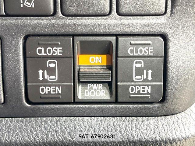 Toyota VOXY 2019-03 7252777-5