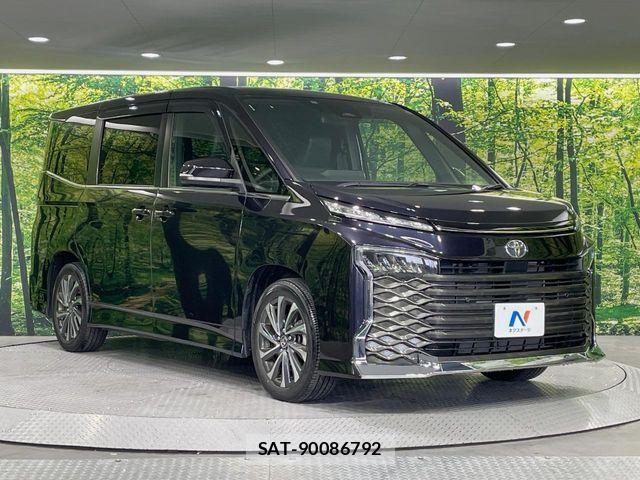 Toyota VOXY 2023-06 7252770-16