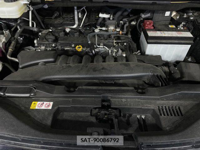 Toyota VOXY 2023-06 7252770-18