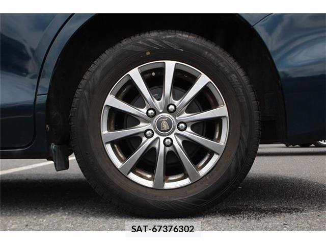 Toyota VOXY 2014-07 7252799-16