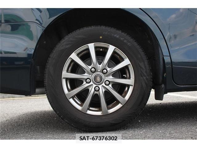 Toyota VOXY 2014-07 7252799-17