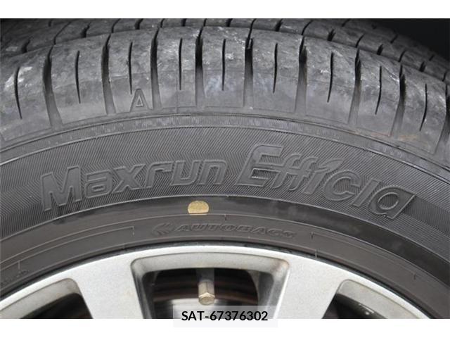 Toyota VOXY 2014-07 7252799-19